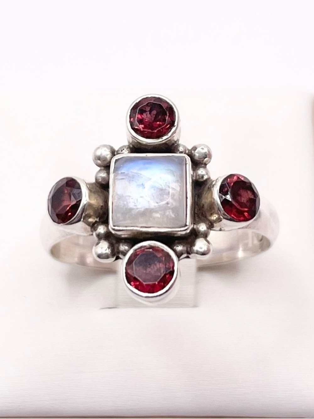 Size 10 Sterling Silver Moonstone & Garnet Cluster Ring